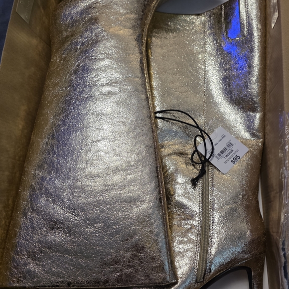 Worthington Shimmering Gold Heeled Boots - Picture 6 of 8